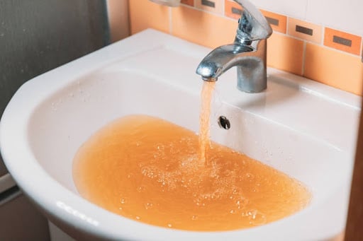 5 Signs of a Broken Water Line